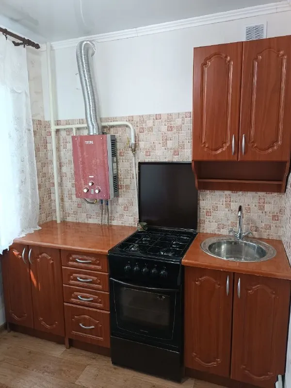 Сдается двухкомнатная квартира
🌆Донецк улица артёма, ориентир привокзальная плошадь, киевский район📌
✅Оплата услуг по факту заселения, без каких либо предоплат и поездок в офис ‼
👍Хорошее состояние квартиры
Имеется вся необходимая мебель и бытовая техника: холодильник, телевизор, стиральная машина автомат. ..
✅Предпочтение: пара, семья, можно с ребёнком школьного возраста, без животных
💰Стоимость 30 000 руб. + к/у.
📲☎ +7949-419-63-79
Подписаться | 📩дать объявление
📲Наш max - фотография - 5