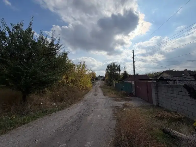 Продажа участка 10 соток

🌆В центре донецка! Набережная - калининский район! Улица осипенко 2📌

👍Отличная локация
✅Участок правильной формы
⛽Газ, свет, центральное водоснабжение, канализация

💰Стоимость: 5.000.000 руб.
Торг уместен

📲☎️+79496455686 Антон
📲☎️+79495405934 Кирилл
Звоните в любое время ❗️

Подписаться  |  📩дать объявление
📲Наш max - фотография - 2