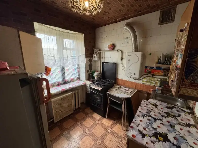 Продажа 2х комнатной квартиры

🌆Донецк, кировский район, мкр. Победа, ул. Ермоловой📌

✅Этаж 4/4
✅Крыша не течет
✅Площадь: 48м2
💦Вода по графику, доходит нормально
✅Просторная кладовая

💰Цена: 2.700.000 ₽, торг

Звоните в любое время❗️
📲☎️+79495405934 Кирилл
📲☎️+79496455686 Антон

Подписаться  |  📩дать объявление
📲Наш max - фотография - 4