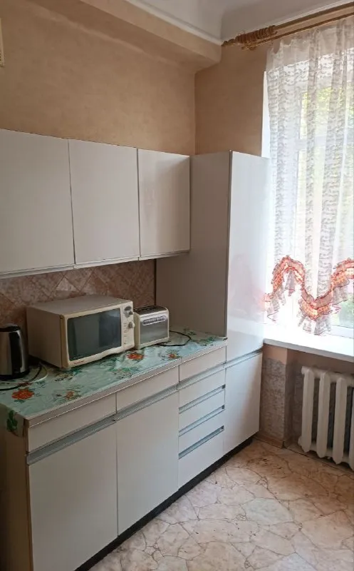 ‼❗‼ Сдается ‼❗‼
🏡2-Х комн. Кв. , улица постышева, центр, площадь ленина, рядом бул. Пушкина, ворошиловский район
📍Г. Донецк днр

‼❗Оплата услуг по факту заселения, без каких либо предоплат и поездок в офис‼

•Обычное жилое состояние. ..
‼Установка накопительной системы обсуждается, во вторую комнату поставят диван‼

•Имеется вся необходимая мебель и бытовая техника: холодильник, телевизор, стиральная машина автомат, кондиционер. ..

Стоимость: 20.000руб. + ком. Услуги
☎☎☎+7949-419-63-79

Недвижимость донецк днр - фотография - 1
