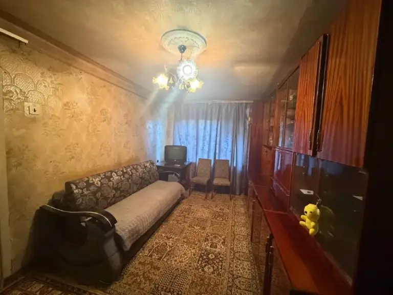Продажа трехкомнатной квартиры в киевском районе, гладковка, улица ионина, д.24
Стройте свое пространство с агентством недвижимости город.
Вы мечтаете - мы реализовываем👏
🏣Город: донецк
🏗Район: киевский
🏢Этаж - 1/5
🚪Общая площадь - 58 м2
Продается трехкомнатная квартира в киевском районе, гладковка, улица ионина, д.24
•Квартира жилая, но требуется ремонт
•Высокий цоколь
•Удобная планировка
•Чистый подъезд, уютный двор
Шикарная инфраструктура!
Супермаркеты, детские площадки, магазины, храм - все в шаговой доступности!!!
Документы рос. Реестр.
💵Цена: 3 400 000 рублей
☎️Телефон: +7 (949) 417 18 14
☎️Телефон: +7 (949) 513 85 58 - фотография - 2