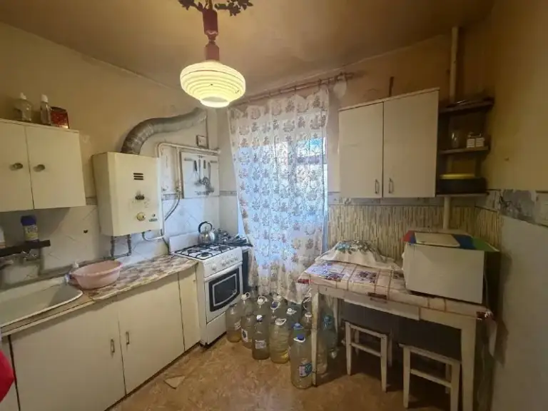 Продажа трехкомнатной квартиры в киевском районе, гладковка, улица ионина, д.24
Стройте свое пространство с агентством недвижимости город.
Вы мечтаете - мы реализовываем👏
🏣Город: донецк
🏗Район: киевский
🏢Этаж - 1/5
🚪Общая площадь - 58 м2
Продается трехкомнатная квартира в киевском районе, гладковка, улица ионина, д.24
•Квартира жилая, но требуется ремонт
•Высокий цоколь
•Удобная планировка
•Чистый подъезд, уютный двор
Шикарная инфраструктура!
Супермаркеты, детские площадки, магазины, храм - все в шаговой доступности!!!
Документы рос. Реестр.
💵Цена: 3 400 000 рублей
☎️Телефон: +7 (949) 417 18 14
☎️Телефон: +7 (949) 513 85 58 - фотография - 6