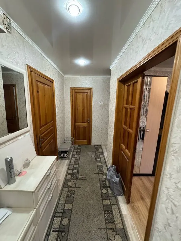 Продажа 2к квартиры на площади бакинских комиссаров! Куйбышевский район!
Агентство недвижимости статус - твой выбор в мире недвижимости!
📍Адрес: г. Донецк, проспект офицерский, 69 г
✅Общая квадратура: 47 м2
✅Этаж: 3/9
✅Коммуникации пластик
✅Раздельный санузел
✅Кондиционер
✅Балкон
✅Мебель и техника остается в квартире
✅Документы рф
✅Отлично развитая инфраструктура. В пешей доступности множество магазинов, рынок, кофейни, торговый центр, остановки общественного транспорта!
💰5 600 000 ₽
📞+79490774949 Данил
📞+79496455686 Антон - фотография - 4