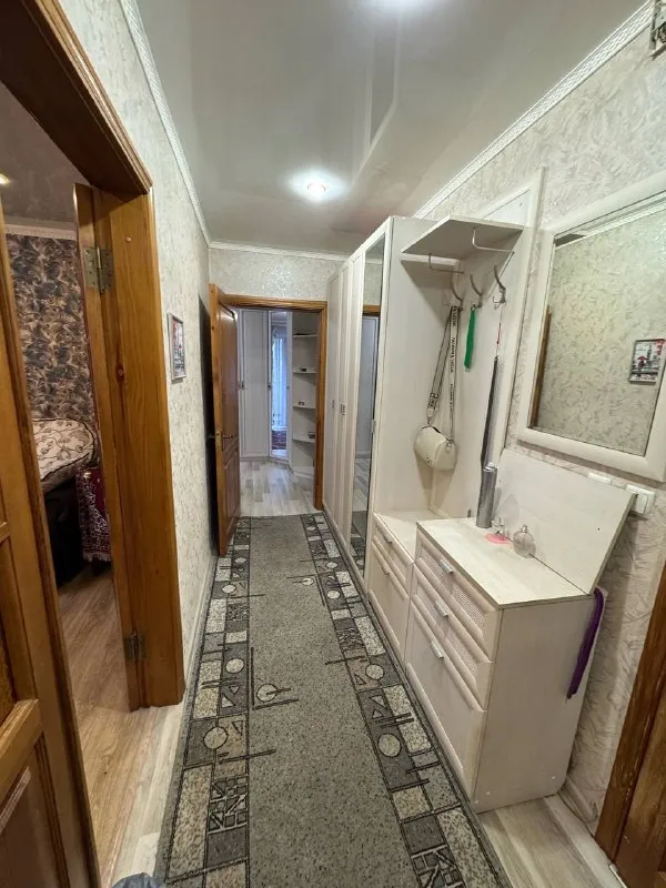 Продажа 2к квартиры на площади бакинских комиссаров! Куйбышевский район!
Агентство недвижимости статус - твой выбор в мире недвижимости!
📍Адрес: г. Донецк, проспект офицерский, 69 г
✅Общая квадратура: 47 м2
✅Этаж: 3/9
✅Коммуникации пластик
✅Раздельный санузел
✅Кондиционер
✅Балкон
✅Мебель и техника остается в квартире
✅Документы рф
✅Отлично развитая инфраструктура. В пешей доступности множество магазинов, рынок, кофейни, торговый центр, остановки общественного транспорта!
💰5 600 000 ₽
📞+79490774949 Данил
📞+79496455686 Антон - фотография - 5
