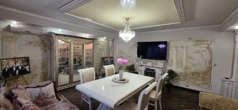 ‼️‼️‼️Продажа элитного дома 3 уровня ориентир буденновское ровд, школа донецк‼️‼️‼️
📍Г. Донецк днр

•Продам просторный дом (275 м2) на участке 4 сотки в собственности по госакту. •построен из шлакоблока и кирпича, утеплён. Мпокна, решётки.
•В доме 7 светлых комнат, просторная гостиная с камином, кухня- столовая, гардеробная комната.
•Коммуникации: газ, электричество 380квт (3 фазы), стабилизатор.
•Водоснабжение постоянно, бойлеры, (накопитель на 1700л. ) система очистки воды(осмос). Генератор.
•Территория:
Ландшафтный дизайн с системой полива.
Водоем с рыбами
Мангальная крытая площадка,
Лаунж-зона перед домом. Парковочное место.
•Дом:
0 - Этаж
Гараж подьемно- поворотные ворота
Подсобное помещение для приготовления пищи
Подсобное для хранения, складское
Котельная.
1 - Этаж
Входная группа
Гостиная
Кухня- столовая
Кабинет
Санузел (джакузи)
2 - Этаж
Холл
3 Спальни
Гардеробная
Санузел (душевая кабина)
•Документы росреестр собственник на сделке.

Цена: 29🍋000.000 рублей
Торг.
Фото, видеобзор по запросу.
☎️☎️☎️ +79494194208
+79490782007

Недвижимость донецк днр - фотография - 8