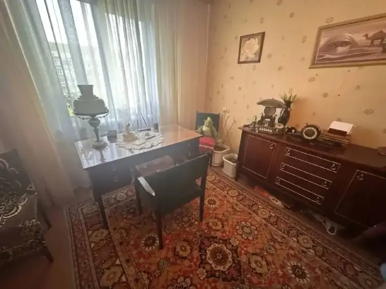 Продажа! Ленинский проспект!
Продается 3х комнатная квартира, площадь 68кв. М. Этажность 6/9ти.
В хорошем состоянии. Есть балкон и лоджия, не угловая, окна выходят на две стороны. Частично остаётся мебель и техника. Рядом : рынок, супермаркет, аптеки, перинатальный центр, остановка общественного транспорта возле дома. Тихие соседи. Документы готовы. Собственники на сделке.
Цена 5,500,000р + торг!
+79495406579 Ольга*
Ок. Риэлтор - фотография - 5