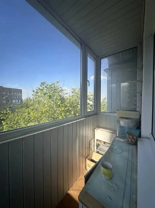 Продажа! Ленинский проспект!
Продается 3х комнатная квартира, площадь 68кв. М. Этажность 6/9ти.
В хорошем состоянии. Есть балкон и лоджия, не угловая, окна выходят на две стороны. Частично остаётся мебель и техника. Рядом : рынок, супермаркет, аптеки, перинатальный центр, остановка общественного транспорта возле дома. Тихие соседи. Документы готовы. Собственники на сделке.
Цена 5,500,000р + торг!
+79495406579 Ольга*
Ок. Риэлтор - фотография - 8
