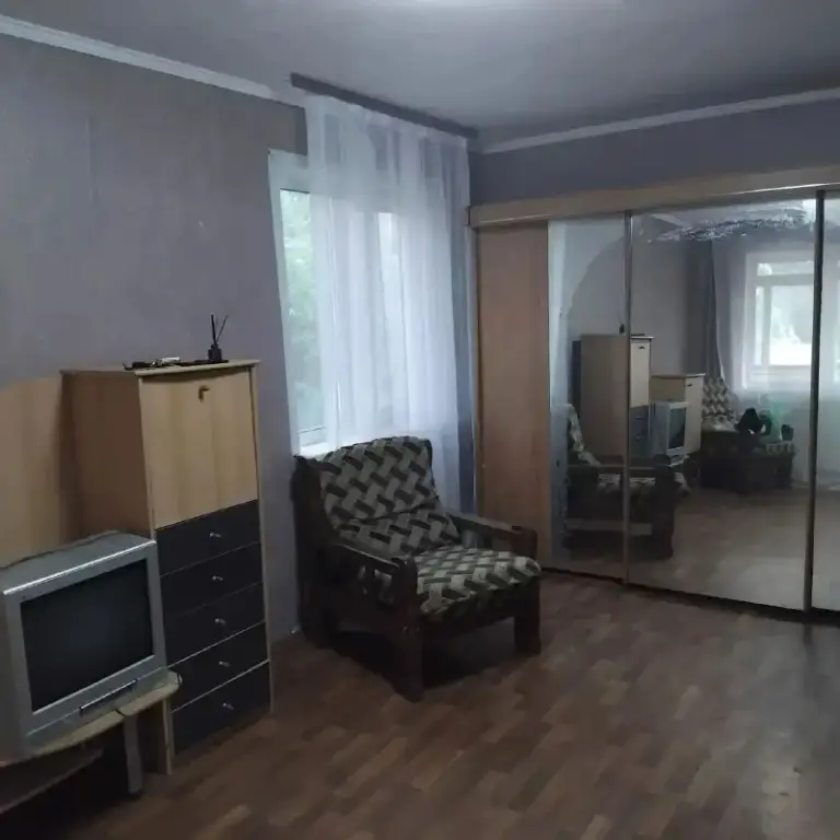 Продается 1-комнатная квартира
Продается от собственника❗

🌆Донецк на проспекте ильича📌

🔹2 Этаж 5 этажного дома.
🔹Остановка общественного транспорта в 2х шагах, рядом школа, садит, рынок.

📑Документы готовы к продаже
💰Стоимость 3.5 млн. Рублей

📲☎+ 7 987 513 22 04
Или пишите в максе

Подписаться  |  📩дать объявление
📲Наш max - фотография - 3