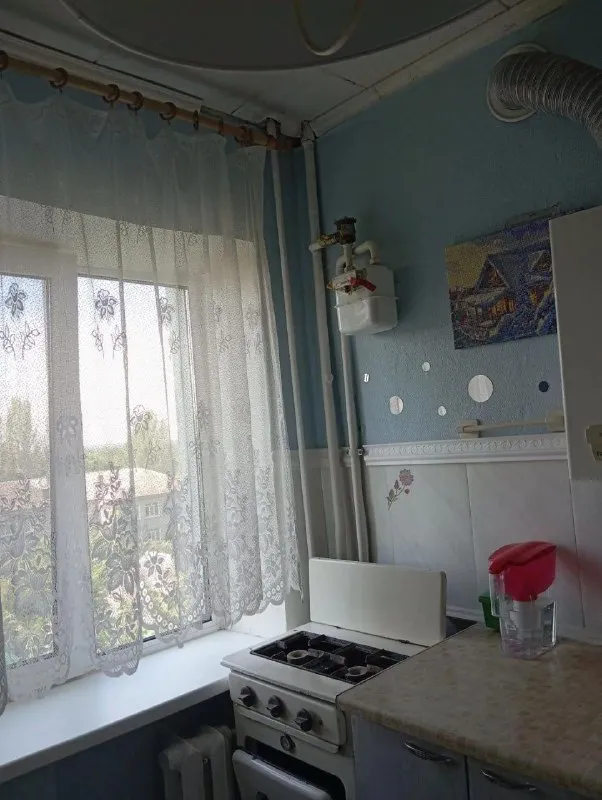 Продажа 1-комнатной квартиры

🌆Г. Донецк в буденновском районе - юэсс, улица краснооктябрьская 67.📌

🏢Этажность квартиры - 4/5
✅Общая площадь - 30 м2
✅Дом кирпичный теплый
💧Вода по графику, напор хороший
✅Инфраструктура: транспортная развязка отличная,   трамвай №10, автобусы 18, 20а, 20б. Посадка с небольшим водоемом, дк кирова, больница, школы, детский сад, пвз, магазины и супермаркеты

📃Документы рф готовы
💰Цена: 3 200 000 рублей

📲☎️+7 (949) 417 18 14
📲☎️+7 (949) 513 85 58

Подписаться  |  📩дать объявление
📲Наш max - фотография - 6