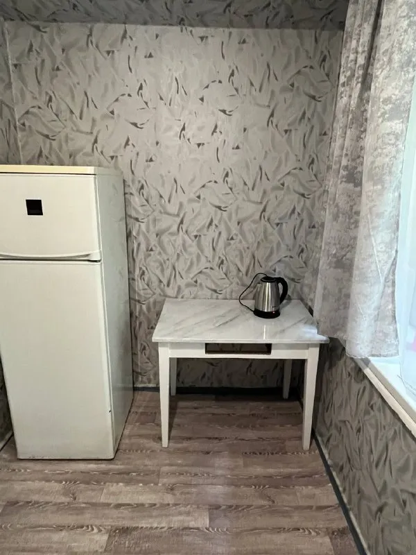 ‼❗‼Сдается ‼❗‼
🏡1-Х комн. Кв. , площадь конституции, "набережная", рядом площадь ленина, ворошиловский район
📍Г. Донецк днр

‼Оплата услуг по факту заселения, без предоплат и поездок в офис‼

•Хорошее состояние.
•Имеется вся необходимая мебель и бытовая техника: холодильник, стиральная машина автомат, кондиционер. ..
•Предпочтение: одна девушка/женщина.

Стоимость: 20.000 руб. + ком. Услуги
☎☎☎+7949-419-63-79 - фотография - 3