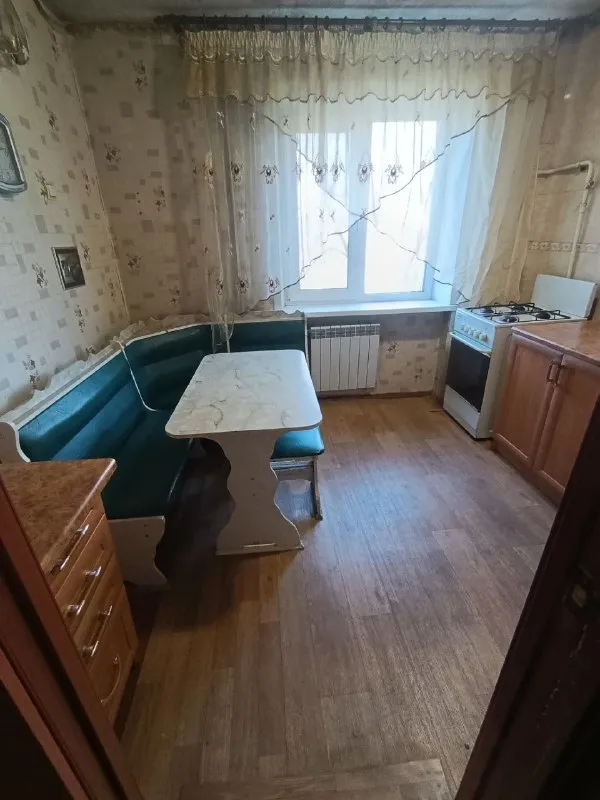 🏡Продам 2-х комнатную квартиру
📍Г. Донецк днр
Кировский р-н
Улица бирюзова

•Этажность–4/5 жилого дома

•Квартира не угловая,
Окна пластиковые
•Жилое состояние
•Квартира продаётся частично с мебелью

•Рядом остановка общественного транспорта, рынок, продуктовые магазины, поликлиника, школа и детский садик
🔥Собственник

💴Цена: 2🍋800.000 рублей
☎️+7(949) 956-23-03 Анастасия

Недвижимость донецк днр - фотография - 5