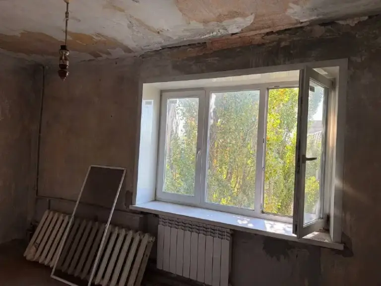 Продаётся 2 комнатная квартира

🌆Донецк, киевский район, в районе «изумруда» 📌

✅Общая площадь 42 кв. М, площадь кухни — 6 кв. М.
✅Квартира расположена на 5 этаже пятиэтажного кирпичного дома.
✅В доме отличная шумо изоляция.
✅Планировка включает две комнаты, что позволяет организовать функциональное пространство для гостиной и отдельной спальни.
📍Инфраструктура района развита: вблизи расположены магазины и супермар. .. День в три дня.

💰Цена  3,2 млн рублей

📲☎️+79494342804
📲☎️+79495107010

Подписаться  |  📩дать объявление
📲Наш max - фотография - 2