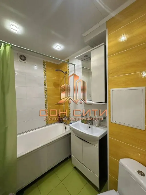 Продажа 3-комнатная квартира

🌆Донецк в пролетарском районе (ориентир школа 125)
Ул. Раздольная📌

💰Цена: 6 000 000 руб. + торг.
❗️Срочная продажа❗️

✨ Ключевые моменты:
✅ Расположение этажа: 1/5
✅ Общая площадь: 59,6
✅ Коммуникации: полностью заменены - фотография - 10