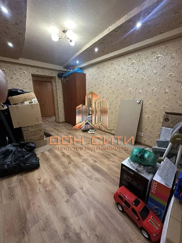 Продажа 3-комнатная квартира

🌆Донецк в пролетарском районе (ориентир школа 125)
Ул. Раздольная📌

💰Цена: 6 000 000 руб. + торг.
❗️Срочная продажа❗️

✨ Ключевые моменты:
✅ Расположение этажа: 1/5
✅ Общая площадь: 59,6
✅ Коммуникации: полностью заменены - фотография - 4