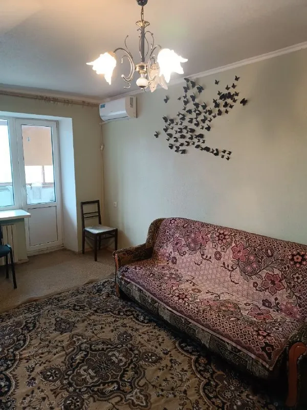 ‼❗‼ Сдается ‼❗‼
🏡1-Х комн. Кв, улица 50 летия ссср, рядом крытый рынок, "набережная", ворошиловский район
📍Г. Донецк днр
‼Оплата услуг по факту заселения, без каких либо предоплат и поездок в офис‼
Хорошее состояние. ..
•Имеется вся необходимая мебель и бытовая техника: холодильник, телевизор, стиральная машина автомат, кондиционер. ..
•Предпочтение: одна девушка/женщина.
Стоимость: 30.000 руб+ только эл. Энергия
☎☎☎+7949-419-63-79
Аренда донецк днр - фотография - 2