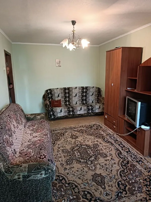 ‼❗‼ Сдается ‼❗‼
🏡1-Х комн. Кв, улица 50 летия ссср, рядом крытый рынок, "набережная", ворошиловский район
📍Г. Донецк днр
‼Оплата услуг по факту заселения, без каких либо предоплат и поездок в офис‼
Хорошее состояние. ..
•Имеется вся необходимая мебель и бытовая техника: холодильник, телевизор, стиральная машина автомат, кондиционер. ..
•Предпочтение: одна девушка/женщина.
Стоимость: 30.000 руб+ только эл. Энергия
☎☎☎+7949-419-63-79
Аренда донецк днр - фотография - 4