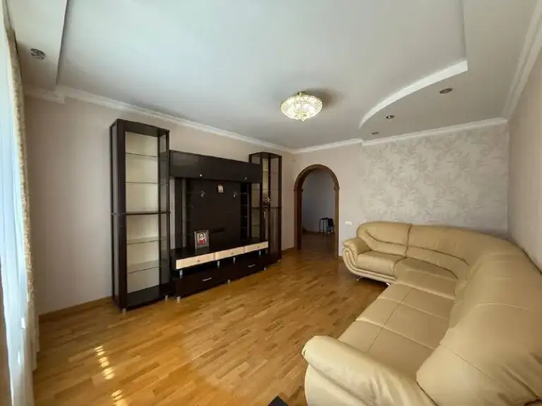 Продажа дома с ремонтом и приватизированным участком!
🌆Адрес: г. Донецк, кировский район, мкрн текстильщик 📌
✅Общая площадь: 140 м2
🌎Участок: 4 сотки
✅2 Этажа
❗️1 Этаж: кухня, гостиная, санузел
❗️2 Этаж: 3 спальни, санузел
🎁Вся мебель и техника остаются
✅Свежий ремонт
📲☎️+79496455686 Антон
📲☎️+79490774949 Данил
Подписаться | 📩дать объявление
📲Наш max - фотография - 6