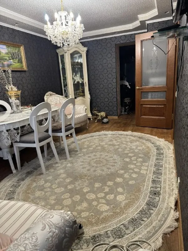 Продажа 2-комнатной квартиры в петровском районе, улица петровского 1.
Стройте свое пространство с агентством недвижимости город.
Вы мечтаете - мы реализовываем👏
🏗Район: петровский
🏘Комнат -2
🏢Этаж - 2/5
🚪Общая площадь - 43 м2
Продается двухкомнатная квартира в петровском районе донецка, кирпичный дом, ориентир - исполком.
В квартире выполнен качественный ремонт
Кухня полностью оборудована всей техникой
Подача воды два дня из трех
Документы оформлены в росреестре.
💵Цена: 5 000 000 рублей (торг)
☎️Телефон: +7 (949) 513 13 00
☎️Телефон: +7 (949) 417 18 14 - фотография - 4