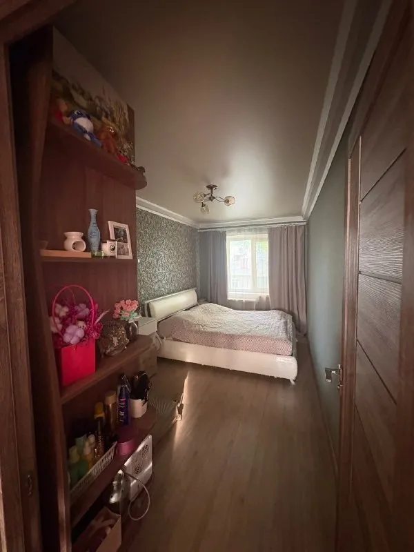 Продажа 2х комнатной квартиры
🌆Донецк в калининском районе, проспект ильича 98 а, ориентир макаронка📌
🏢Этаж - 5/5
🚪Общая площадь - 42 м2
✅Крыша поменяна
✅Поменяны все коммуникации
✅Окна пластиковые
👍Отличная инфраструктура:
Две школы, детский сад, парк гулливер, магазины, супермаркеты, банки, кофейни,
Детская областная больница
📲☎️+7 (949) 513 13 00
📲☎️+7 (949) 513 85 58
Подписаться | 📩дать объявление
📲Наш max - фотография - 4