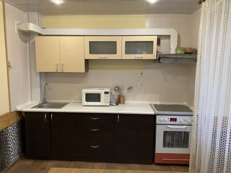 🏠Сдаю 2-х комнатную квартиру в г. Донецк
📍Куйбышевский р-н, топаз, ул. Словацкая
Площадь: 47м²
Этаж: 4
✅Стоимость аренды: 23.000 рублей.
✅Залог: 23.000 рублей (можно разбить)
❗️Только на длительный срок ❗️
По этой и другой квартире звоните по номеру +79494039200 📲 - фотография - 4