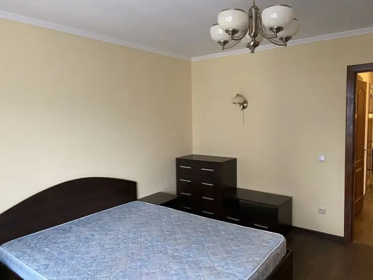 🏠Сдаю 2-х комнатную квартиру в г. Донецк
📍Куйбышевский р-н, топаз, ул. Словацкая
Площадь: 47м²
Этаж: 4
✅Стоимость аренды: 23.000 рублей.
✅Залог: 23.000 рублей (можно разбить)
❗️Только на длительный срок ❗️
По этой и другой квартире звоните по номеру +79494039200 📲 - фотография - 2