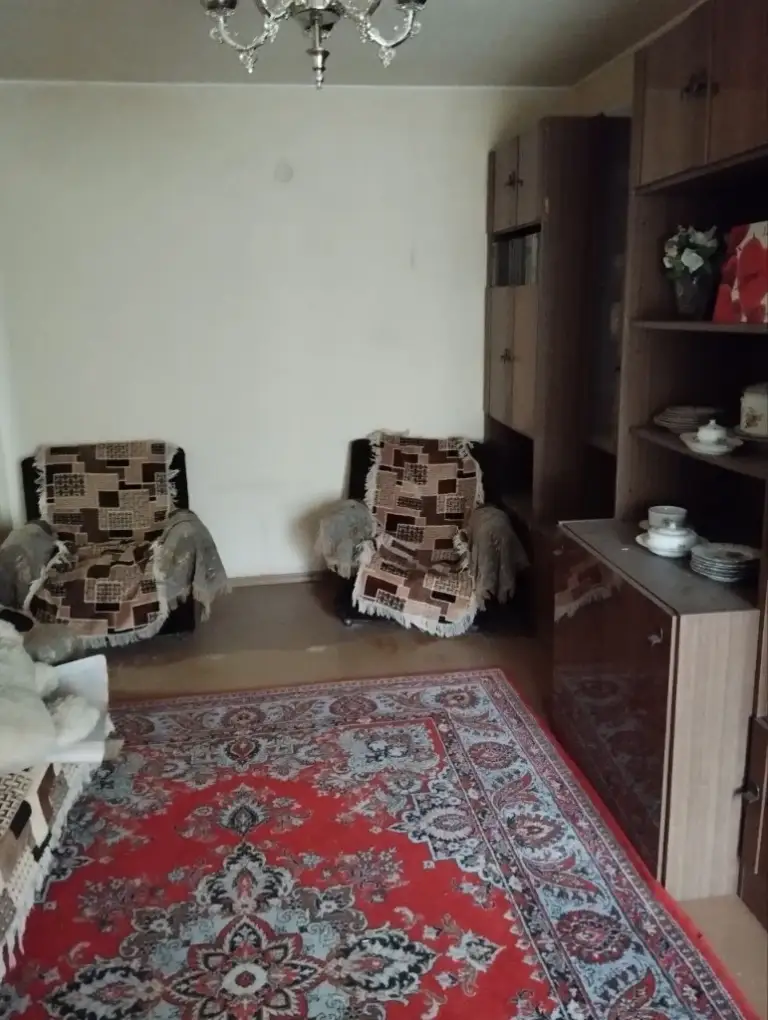 Продам 2х-комнатную квартиру в центре города торез, ул. Николаева 31.
Квартира находится на комфортном 3 этаже. Рядом вся инфраструктура, магазины, транспорт. Цена -3 млн, возможен торг при осмотре.
8-951-507-45-97 Нелли - фотография - 4