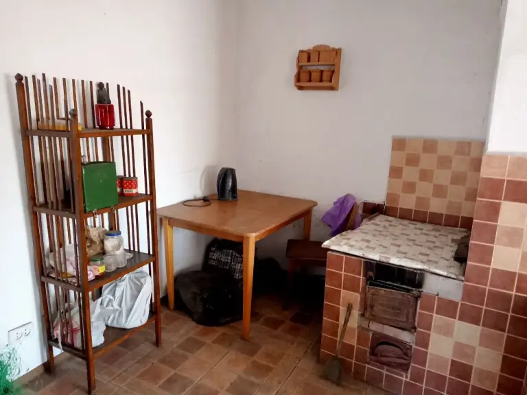 Продаётся дача, с/о "абакумовец". В кировском районе.
Характеристики:
✅ Общая площадь дома -38 кв. М.
✅ Участок -10,5 соток.
✅ На участке сарай, плодовые деревья, декоративные растения.
✅ Колодец с водой, ручей.
✅ Расстояние до автобусной остановки - 150 м.
⚡Цена 400 тыс. Рублей⚡
☎ +7 949 509 04 04 ☎ +7 949 508 04 04
Больше информации на сайте этаж. Рус
Артикул 004657 - фотография - 5