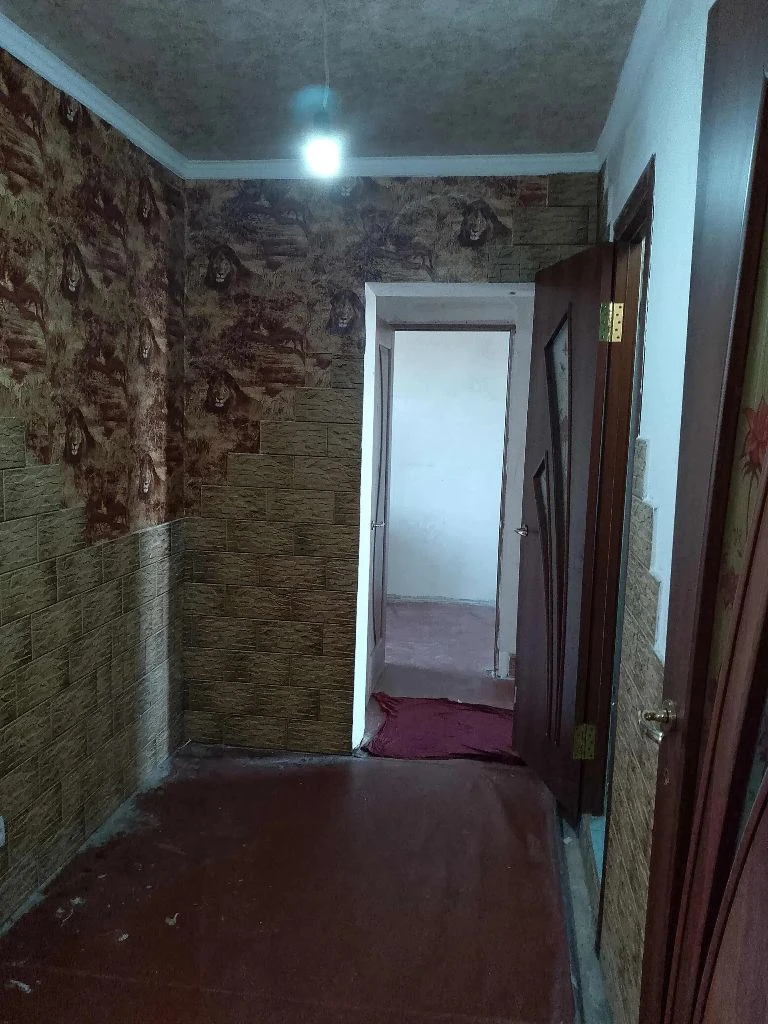 Продается 3-х комнатная квартира, ул. Слепнева
В куйбышевском районе. На 9 - м этаже 9 - ти этажного дома.
Характеристики
✅ Количество комнат - 3 комнаты.
✅ Общая площадь - 92 кв. М.
✅ Жилая площадь- 71 кв. М.
✅ Кухня - 9,1 кв. М.
✅ Под ремонт.
⚡Цена 3,5 млн. Рублей⚡
☎ +7 949 509 04 04 ☎ +7 949 508 04 04
Больше информации на сайте этаж. Рус
Артикул 005189 - фотография - 8
