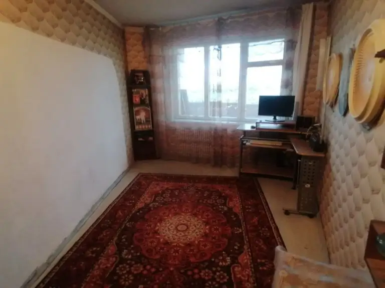 Продается 4-х комнатная квартира, мкр. Текстильщик, ул. Петровского, дом 130
В кировском районе. На 8 - м этаже 9 - ти этажного дома.
Характеристики
✅ Количество комнат - 4 комнаты.
✅ Общая площадь - 87 кв. М.
✅ Жилая площадь- 56 кв. М.
✅ Кухня - 9,5 кв. М.
✅ Квартира не угловая.
✅ Большая кладовая/гардеробная.
✅ Вода по графику. На этаж поднимается.
✅ Продажа с мебелью и техникой.
✅ Документы готовы.
⚡Цена 4,6 млн. Рублей ⚡
☎ +7 949 509 04 04 ☎ +7 949 508 04 04
Больше информации на сайте этаж. Рус
Артикул 005190 - фотография - 4
