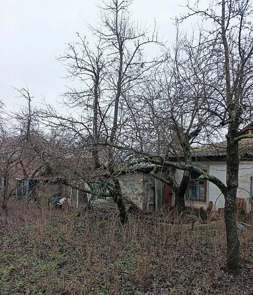 Продам большой участок приватизированной земли,5 мин до ул. Артема.
9 Соток приватизированной земли, рядом проспект киевский, ул. Артема, место очень хорошее. Улица широкая, асфальтированная.
На участке все коммуникации. Можно построить два дома ( родители, дети рядом ).
Рядом элитные коттеджи. Документы готовы
+79493793647
5 000 000 - фотография - 2