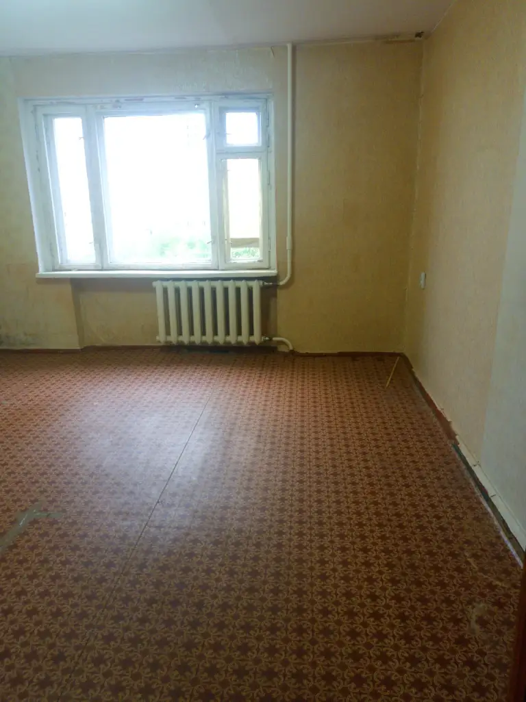 Днр г донецк 2км квартир, под тихий офис р-н центр,
Цена15000₽
Агентство недвижимости
☎️+79494046048
Тип объявления: сдам
Срок аренды: на длительный срок
Количество комнат: 2
Тип дома:панельный
Площадь:50
Жилая 30
Кухня 9
Этаж:;7
Этажей в доме:;9
Расположение пр. Комсомольский д.39(адрес указан ориентировочный) рядом атлетик, ул.50 лет ссср, в шаговой доступности пл. Ленина, пр. Ильича.
Просмотр по договоренности.
Холодная вода по графику. Горячая вода централизованная, без бойлера. Квартира пустая без мебели, без бытовой техники. Лоджия, окна столярка. Электрическая печь.
Комнаты и санузел раздельные.
15000₽+ Все коммунальные интернет, тв. + залог 15000р+услуги риелтора 15000р
Фото соответствует,
Пожелания для арендаторов гражданских. !без животных!порядочных, платёжеспособных.
Предложение от агентства недвижимости, услуги риелтора оплачиваются только после подписания договора аренды. ... .
Не путать с информационными офисами, ... .,заранее денег не берём.
Только реальные квартиры.
Подбор вариантов различной степени, комфортности, все районы г. Донецка. Оставляйте свои заявки, сниму, сдам -наша база ежедневно обновляется. Будем рады быть вам полезными.
С нами легко и уверенно!+79494046048
Феникс-телеграмм, мах - фотография - 17