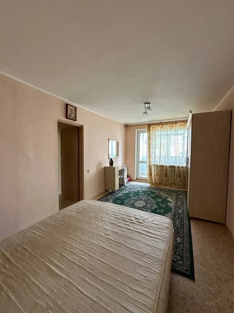 2К. Квартира — киевский район, пр. Киевский, д. 3в

Описание: сдается 2-комнатная квартира в хорошем состоянии. В наличии мебель и бытовая техника. Вода подается по графику, установлен бойлер.

— Стоимость: **35 000 ₽** + коммунальные услуги

+7(949)105-35-35, Виктория

(
( - фотография - 4