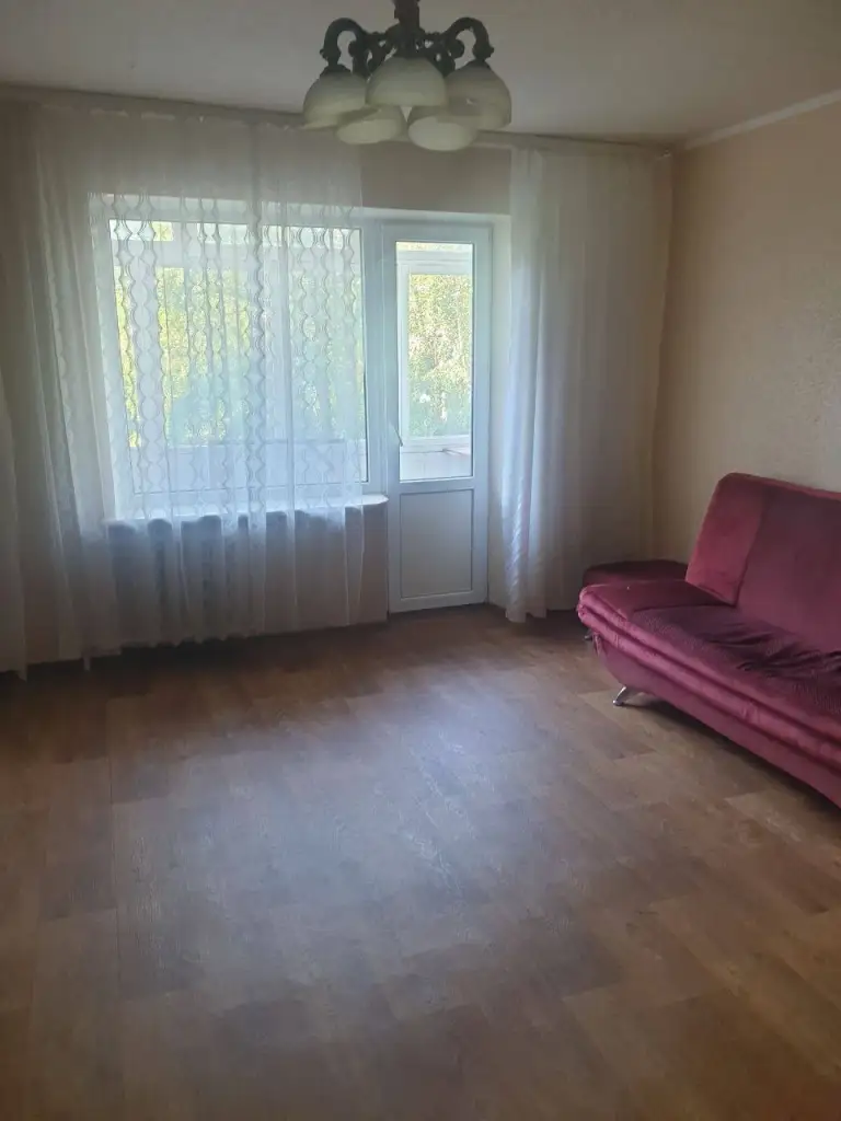 3К. Квартира — киевский район, шахтёрская площадь
3/9
68 М2
Описание: продается просторная трехкомнатная квартира в киевском р-не, шахтерская площадь, пр. Тренева, 1
Не угловая, с лоджией и балконом, что создаёт дополнительный комфорт.
— Стоимость: **~~5 800 000 ₽~~**
Новая цена: **5 800 000 ₽**
Показ в любое время.
+7(949)105-35-35, Виктория - фотография - 3