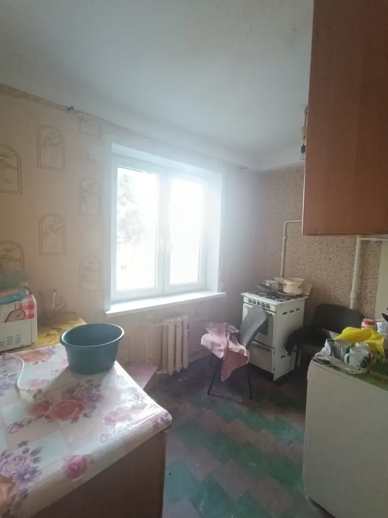 2-Комнатная квартира на текстильщике, кировский р-н донецка.
Площадь 46 м. Кв, вода по графику. В 2-5 минутах ходьбы вся необходимая для комфортной жизни инфраструктура: школа, детсад, магазины продуктов и промтоваров, аптека, транспорт, рынок и т. Д. Окна пластиковые новые. В остальном - под ремонт. Больше фото по запросу.
Цена 2,4 млн. Собственник на сделке.
+7 949 336 13 92 - фотография - 7