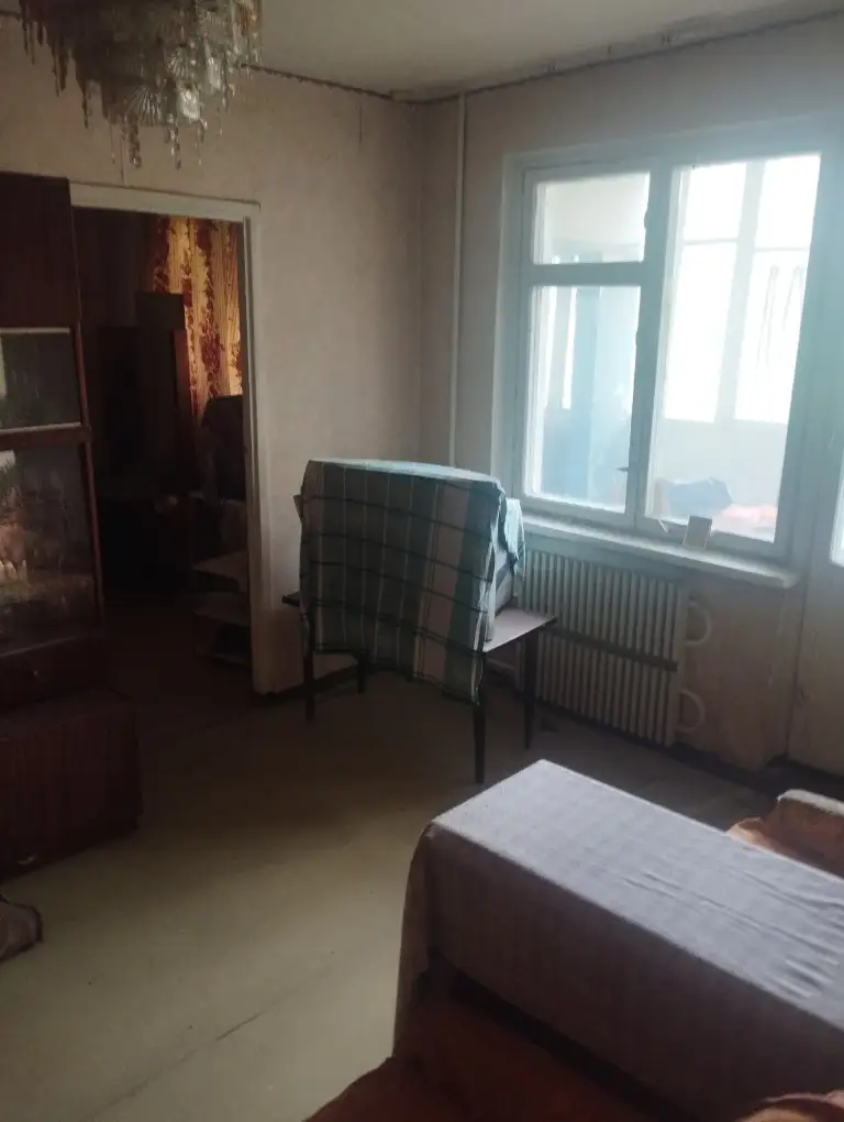 Продам 3-комнатную квартиру на звёздном, ленинский район донецка.
Всё необходимое рядом: супермаркеты, детсад, школа, рынок, отличная транспортная развязка. Квартира под ремонт. Вода круглосуточно.
Отличный 3 эт. /9.
Цена 4,8 млн. Собственник в донецке. Больше фото по запросу.
☎☎ +7 949 336 13 92 - фотография - 8