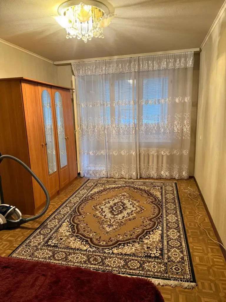 Продам 2-комнатную квартиру на тихом, петровский р-н донецка, ул. Шуйская.
Отличный 2 эт /9, вода по графику, квартира с качественным ремонтом, полностью укомплектована мебелью и бт. Перепланировка узаконена. В 2-3 минутах ходьбы школа, детсад, магазин, рынок. Собственник в донецке
Цена 3,4 млн. Собственник готов обсуждать цену.
+7 949 336 13 92 - фотография - 8