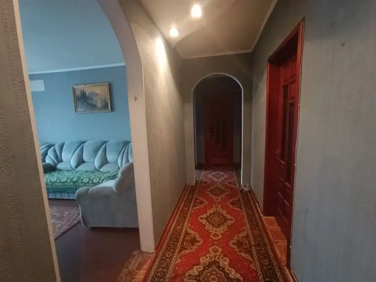 Продам 4-комнатную квартиру на текстильщике, ул. Пинтера, кировский р-н донецка
7 Эт. /9, вода по графику (насос). Отличное жилое состояние. Продаётся с мебелью и бт. Рядом школа, детсад, магазины, транспорт и др. Необходимая для жизни инфраструктура.
Цена 6 300 000 руб.
+7 949 336 13 92 - фотография - 8