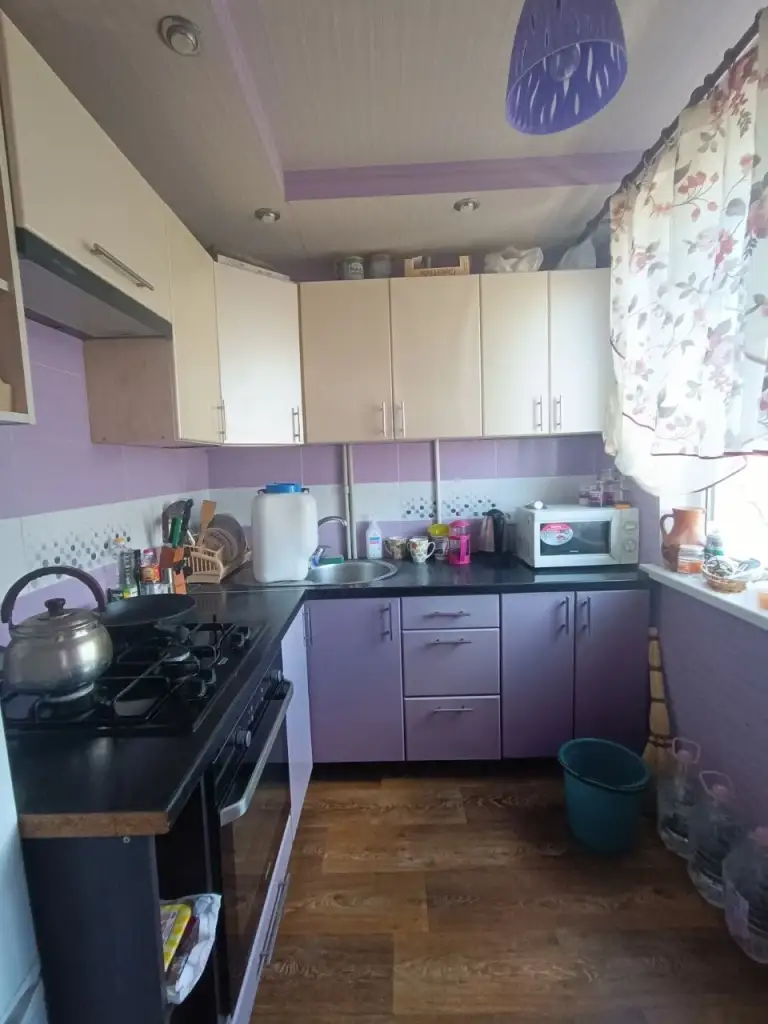 Продам отличную 2-комнатную квартиру на загсе, петровский р-н донецка.
4 Этаж /5. Качественный ремонт с заменой всех коммуникаций: батареи, трубы водоснабжения, электрика. Встроенная кухня, быттехника. Вода по графику. Чистый подъезд. Больше фото по запросу.
Цена 3,5 млн. Собственник в донецке.
+7 949 336 13 92 - фотография - 5