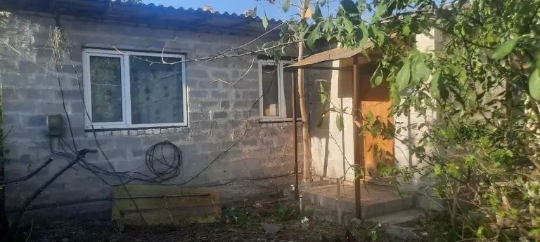 2К. Квартира — азотный, куйбышевский район, ул. Электронная
Описание: продается квартира на земле с центральным водоснабжением и электричеством. Документы оформлены по российским стандартам, однако технический паспорт относится к старому строению. В непосредственной близости расположены школа и детский сад.
— Стоимость: **2 000 000 ₽** (небольшой торг возможен).
+7(949)105-35-35, Виктория
(
( - фотография - 7