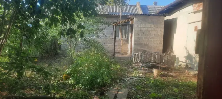 2К. Квартира — азотный, куйбышевский район, ул. Электронная
Описание: продается квартира на земле с центральным водоснабжением и электричеством. Документы оформлены по российским стандартам, однако технический паспорт относится к старому строению. В непосредственной близости расположены школа и детский сад.
— Стоимость: **2 000 000 ₽** (небольшой торг возможен).
+7(949)105-35-35, Виктория
(
( - фотография - 6