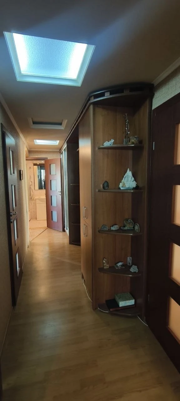 4К. Квартира — кировский район, текстильщик, стоматология
Этаж: 8/9
86 М2
Просторная квартира в тихом районе, рядом с стоматологией. Удобный доступ к общественному транспорту и инфраструктуре. Отличный вариант для семьи.
— Стоимость: **4 000 000 ₽**
+7(949)105-35-35, Виктория
(
( - фотография - 1