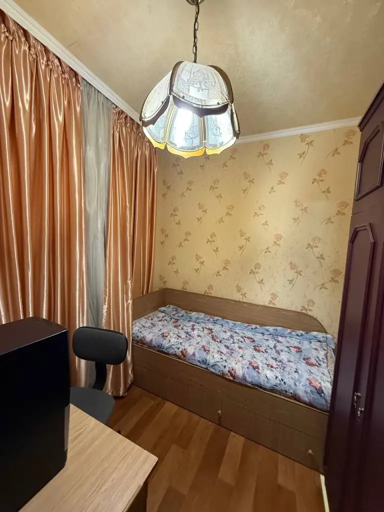 3К. Квартира — кировский район, ул. Кольцова, солнечный

Общая площадь — 62 кв. М.
Этаж: 7/9

Хорошее жилое состояние, вода подается постоянно. Удобное расположение. Бойлера нет.

— Стоимость: **25 000 ₽**

+7(949)105-35-35, Виктория - фотография - 3