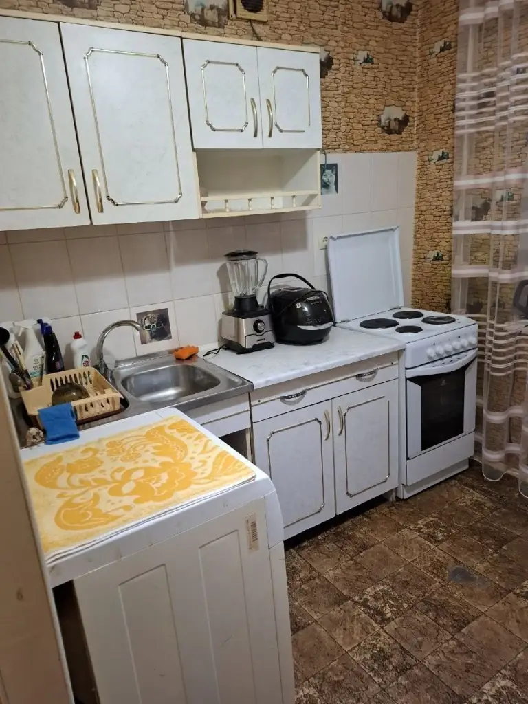 1К. Квартира — кировский район, мирный, ул. Скляренко
Вода постоянно. Без животных.
— Стоимость: **27 000 ₽**
+7(949)105-35-35, Виктория
(
( - фотография - 3