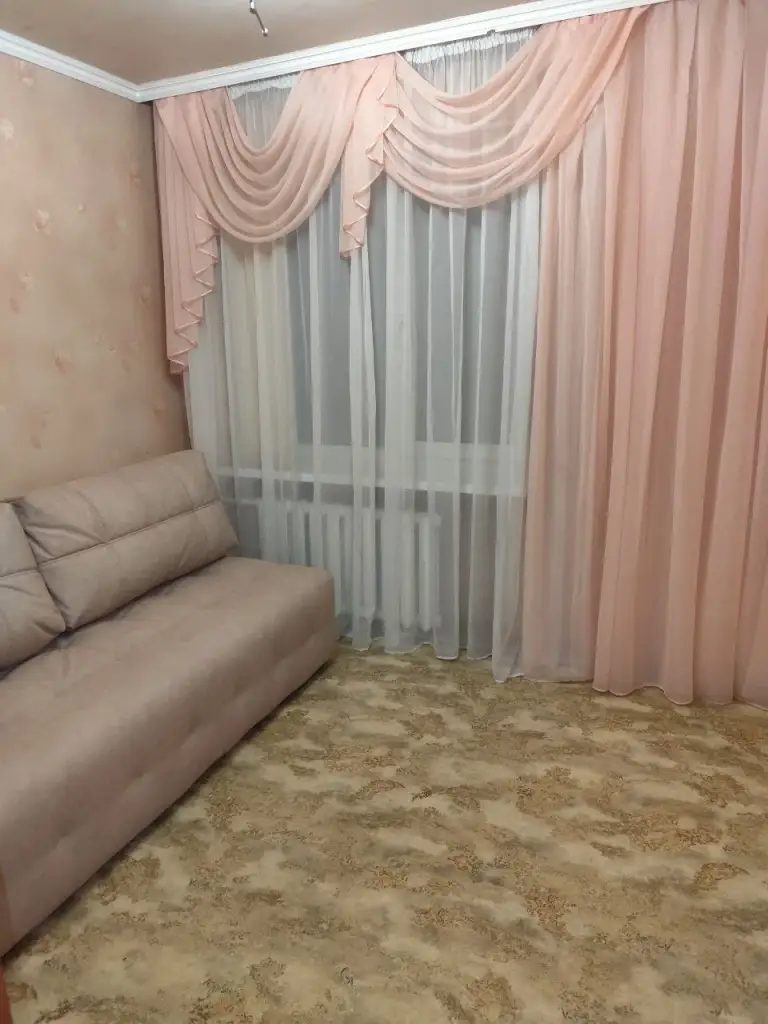 5К. Квартира — кировский район, текстильщик, «обжора»
Общая площадь — 100 кв. М.
Этаж: 5/9

Сдаётся просторная пятикомнатная квартира. Установлен накопительный бак.

— Стоимость: **50 000 ₽** + коммунальные услуги
+7(949)105-35-35, Виктория

(
( - фотография - 8