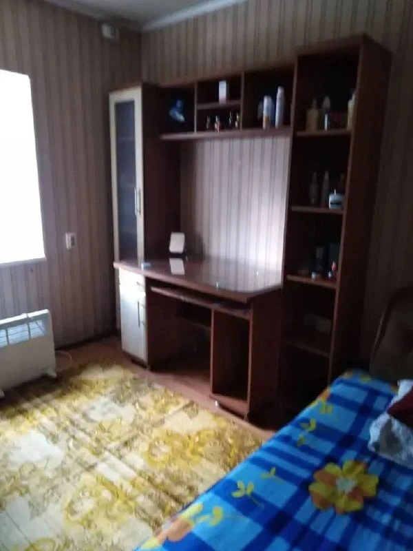Дом — кировский район, машзавод, текстильщик

Общая площадь — 30 кв. М. + коробка 120 кв. М. В двух уровнях.

Земельный участок — 3 сотки, приватизирован. Все коммуникации подключены. Документы готовы.

— Стоимость: **2 800 000 ₽**

+7(949)105-35-35, Виктория

(
( - фотография - 8