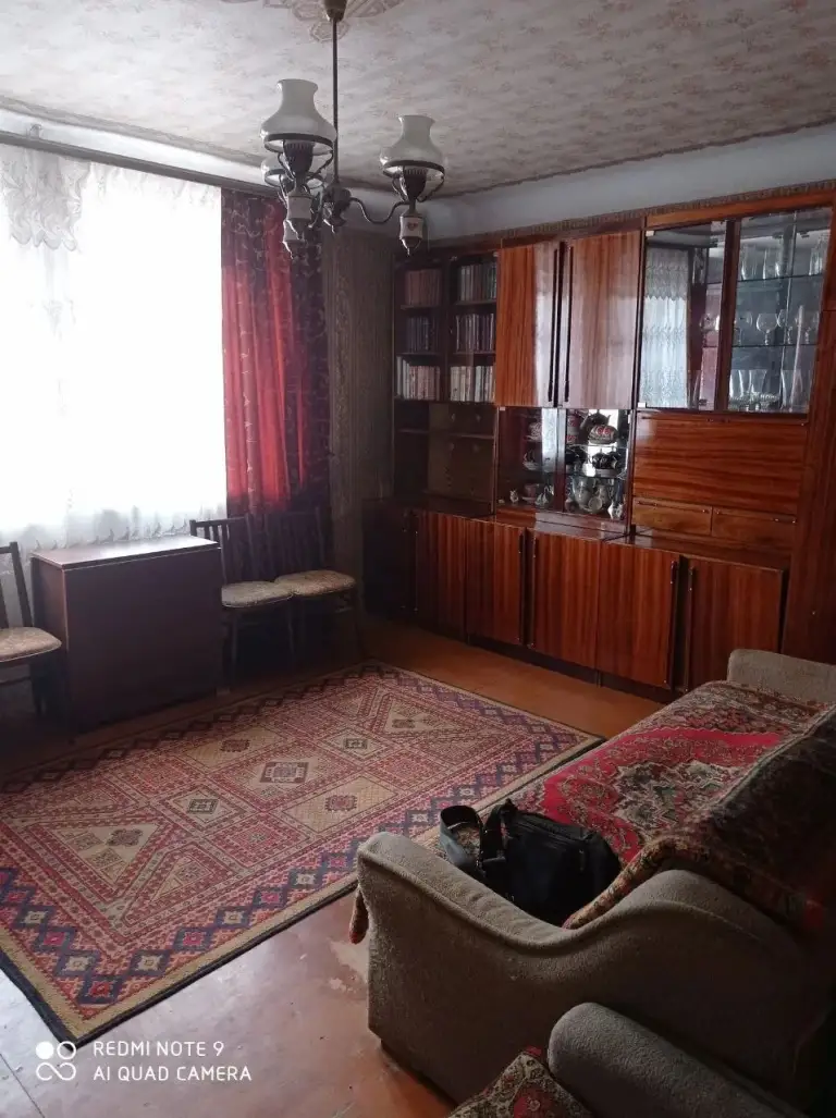 2К. Квартира — куйбышевский район, ул. Куйбышева, док

Этаж: 2/3.
В квартире имеется бойлер, вода подается по графику.

— Стоимость: **20 000 ₽** + коммунальные услуги.
+7(949)105-35-35, Виктория

(
( - фотография - 7