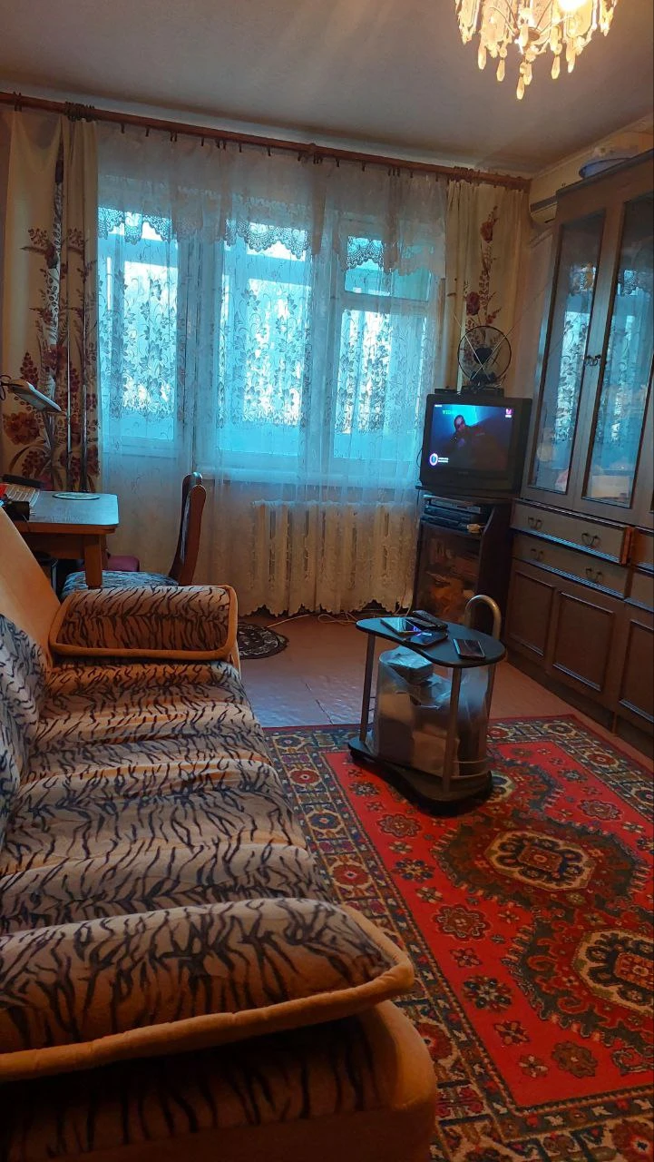 2К. Квартира в ленинском районе, ул. Куйбышева

Ленинский район, рынок соловки, исполком
Общая площадь —** 48 **кв. М.
Жилая площадь —** 33 **кв. М.
Кухня —** 6 **кв. М.
Этаж:** 4/5
**
Квартира в жилом состоянии, документы готовы. Возможен торг.

Стоимость:** 3 350 000 ₽ **
+7(949)105-35-35, Виктория
Контакты: @donvikay - фотография - 6