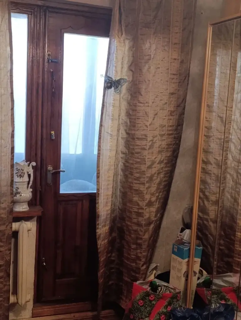 1К. Квартира — киевский район, ул. Куйбышева, 254
Общая площадь — 30 кв. М.
Этаж: 2/9
Жилая площадь — 16 кв. М, кухня — 7 кв. М. Окна деревянные, лакированные. Трубы заменены. Возможен торг.
— Стоимость: **2 500 000 ₽**
+7(949)105-35-35, Виктория - фотография - 1