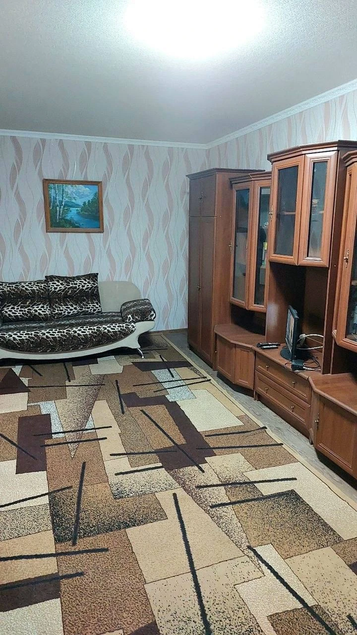 2К. Квартира — кировский район, текстильщик
Общая площадь — 50 кв. М.
Этаж: 5/9

Сдаётся квартира в районе 22-го училища. В наличии накопительный бак и бойлер.

— Стоимость: **25 000 ₽**
+7(949)105-35-35, Виктория - фотография - 7