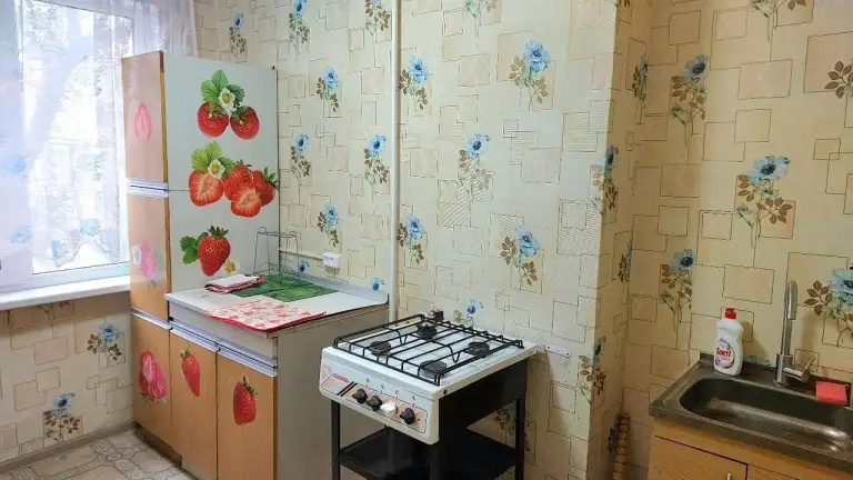 2К. Квартира — кировский район, текстильщик
Общая площадь — 50 кв. М.
Этаж: 5/9

Сдаётся квартира в районе 22-го училища. В наличии накопительный бак и бойлер.

— Стоимость: **25 000 ₽**
+7(949)105-35-35, Виктория - фотография - 2